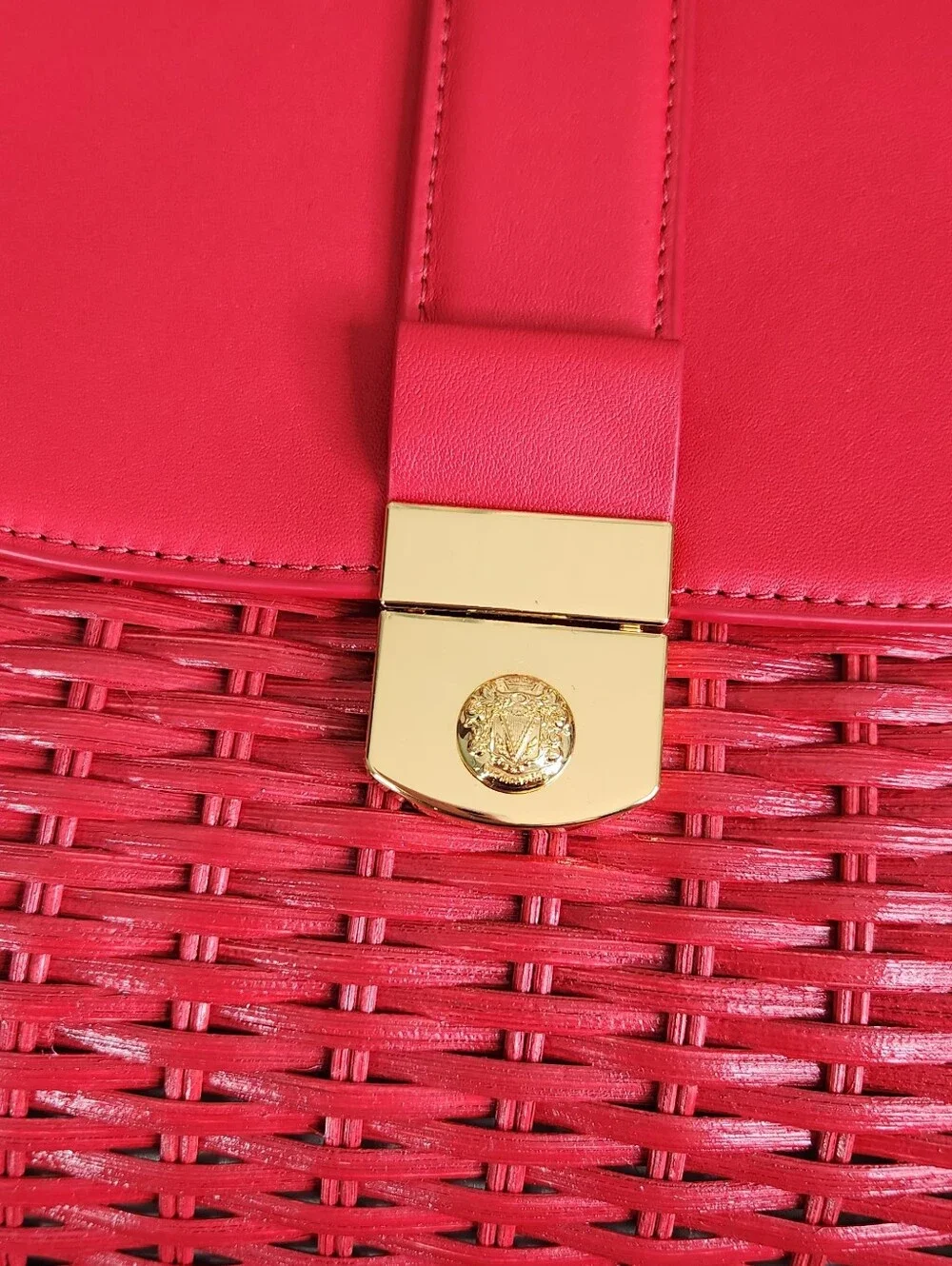 Veronica Beard Crest Lock Basket Top-Handle Bag